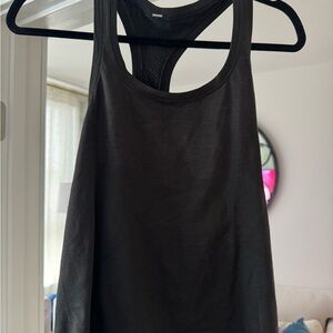 Lululemon Swiftly Tech Racerback (Race Length)